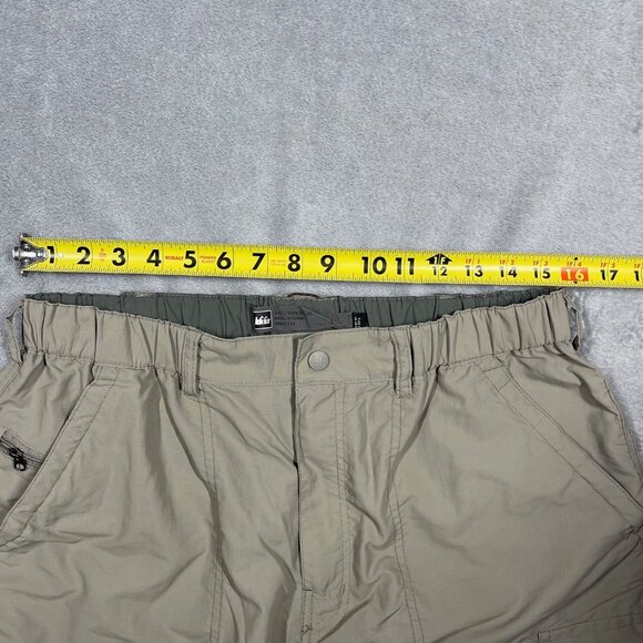 REI Mens Cargo Pants Large 32L Nylon Khaki Lightweight Outdoor Hiking UPF 50 - Picture 7 of 9
